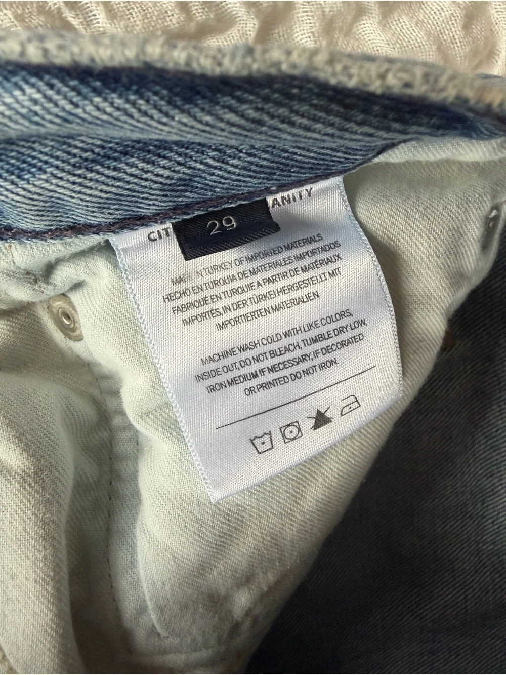 Citizens of Humanity Annabelle Long Shorts Bristol Wash Button Fly 29